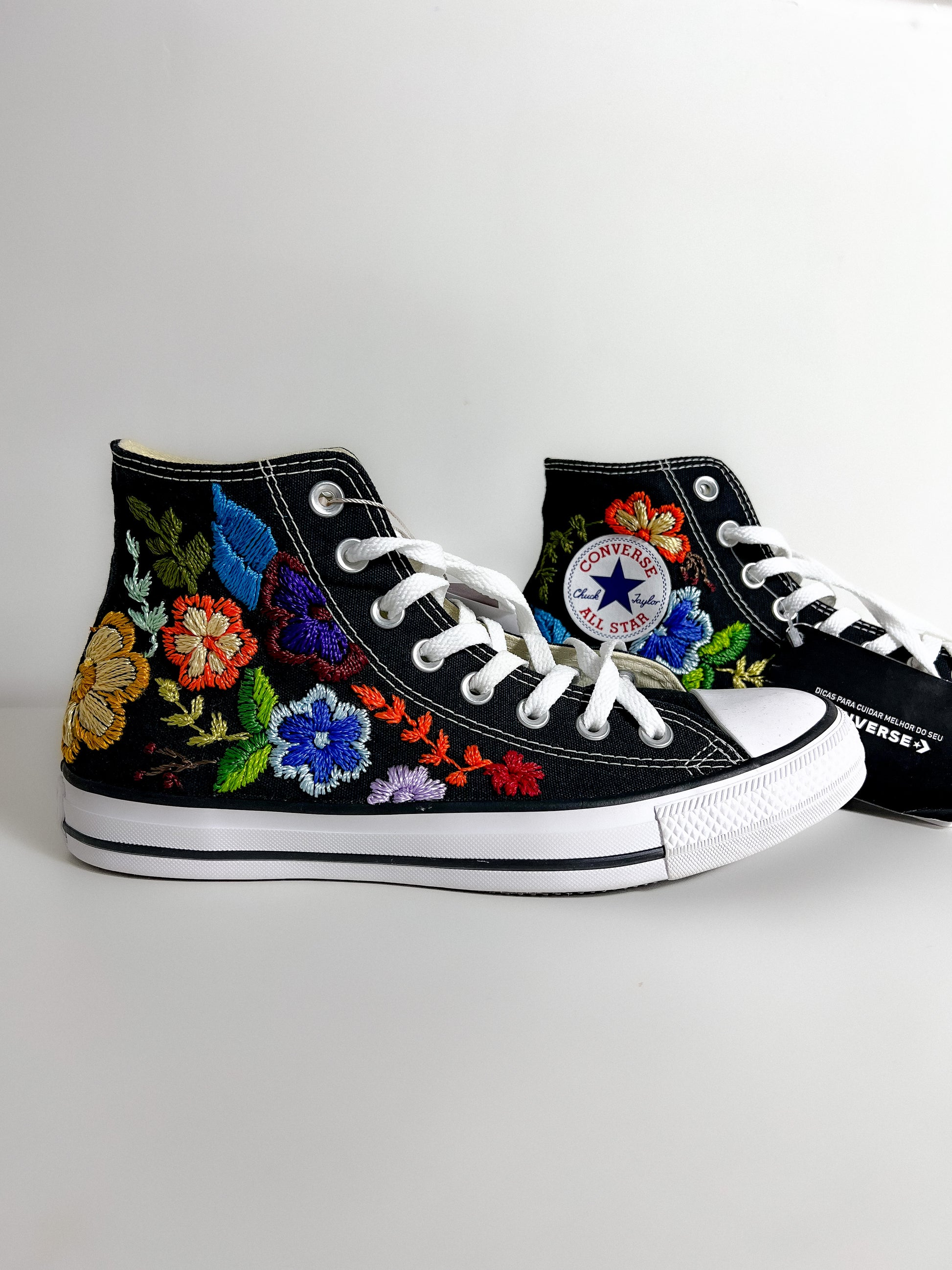 Tênis All Star Feminino Converse Bordado Flor - PRETO/BRANCO